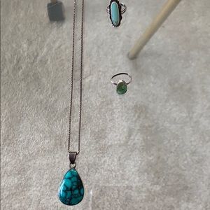 Genuine turquoise necklace and 2 rings